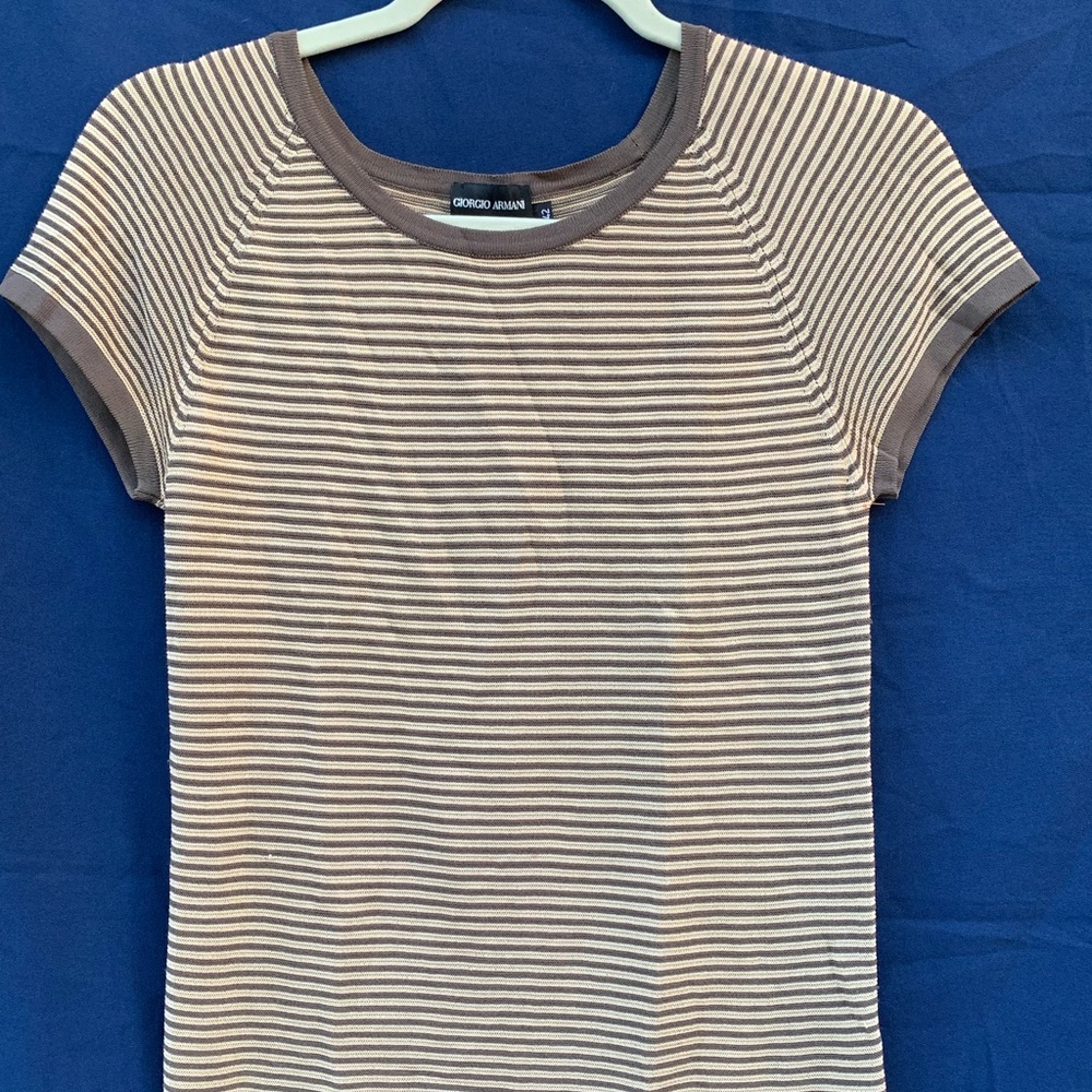 Georgio Armani Top Gold Brown Knit Short Sleeve Size 42.